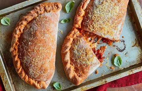 Calzones & Garlic Breads